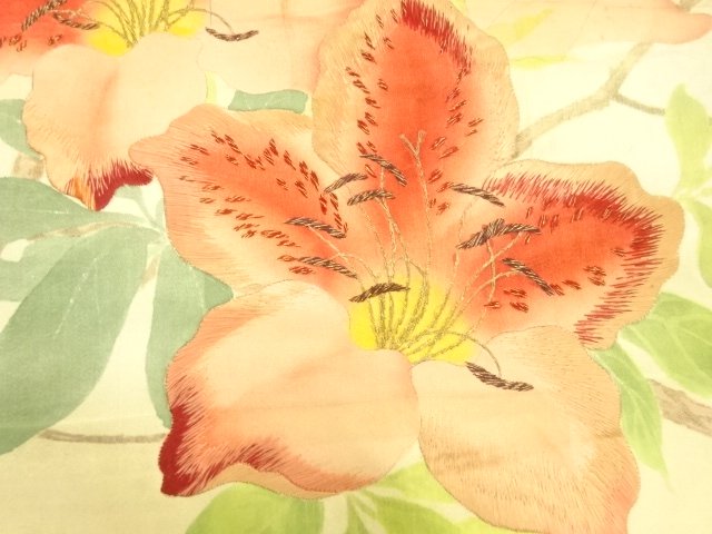 Japanese Kimono / Zugawari Silk
